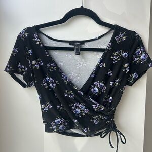 Forever 21 Black and Purple Floral Cropped Blouse